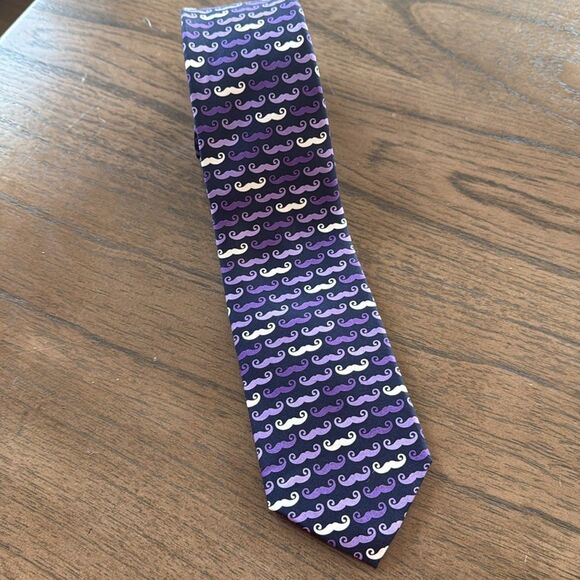NWT Jos A Bank Silk Mustache Tie - Picture 11 of 12